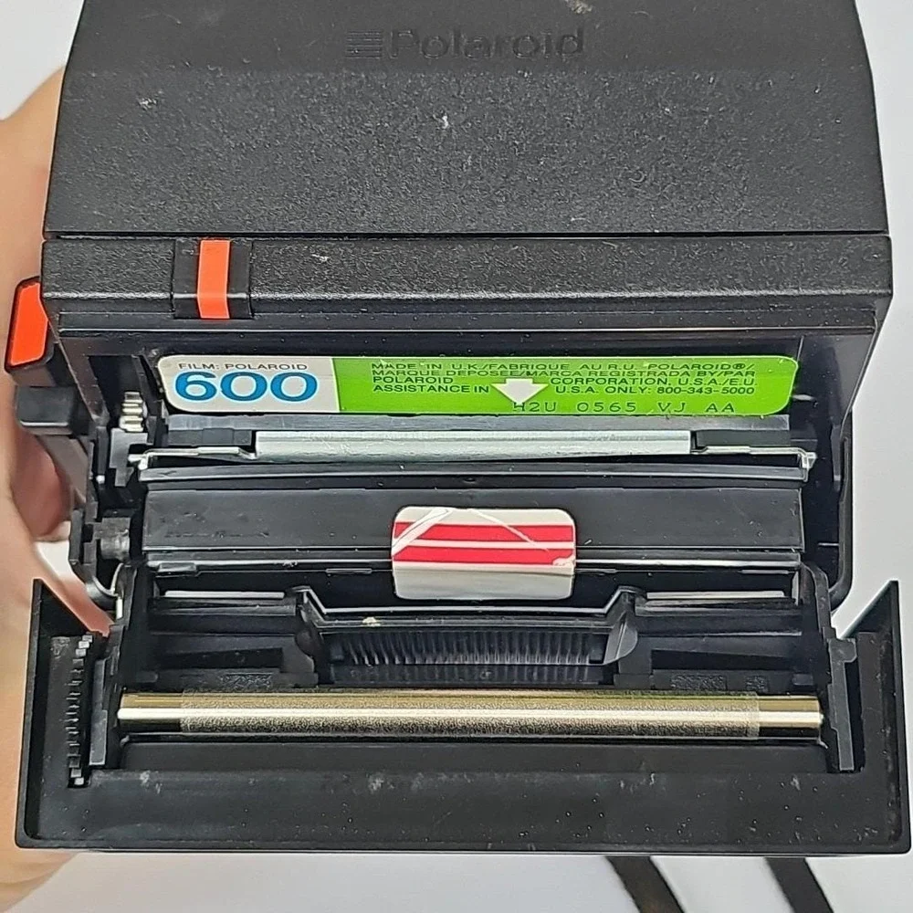 Polaroid One-Step Flash 600 Plus Instant Red Stripe Film Camera W/ Strap 1614